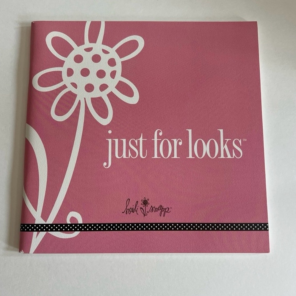 Heidi Swapp Pink 'Just for Looks' Scrapbook Idea Book
